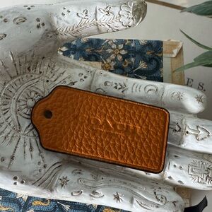 COACH ORANGE TAN PEBBLED LEATHER KEY FOB BAG CHARM KEYCHAIN HANGTAG TAG